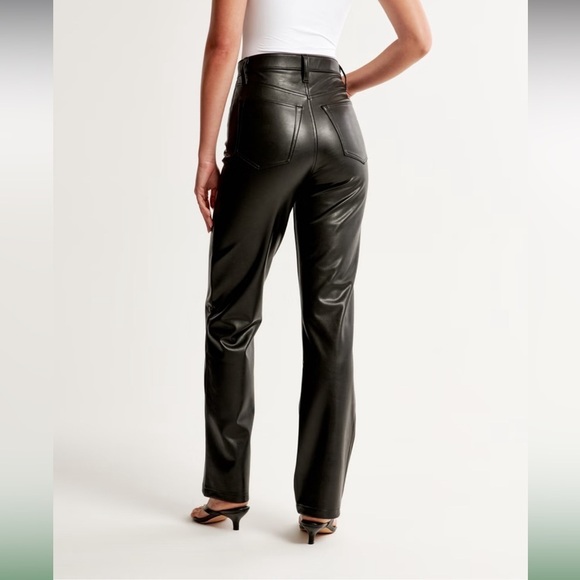 Abercrombie & Fitch Curve Love 90s Faux Leather High Rise Straight Pants 29 - Picture 3 of 14